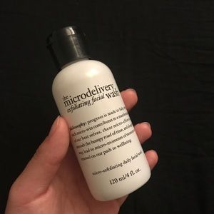 PHILOSOPHY microdelivery exfoliating facial wash